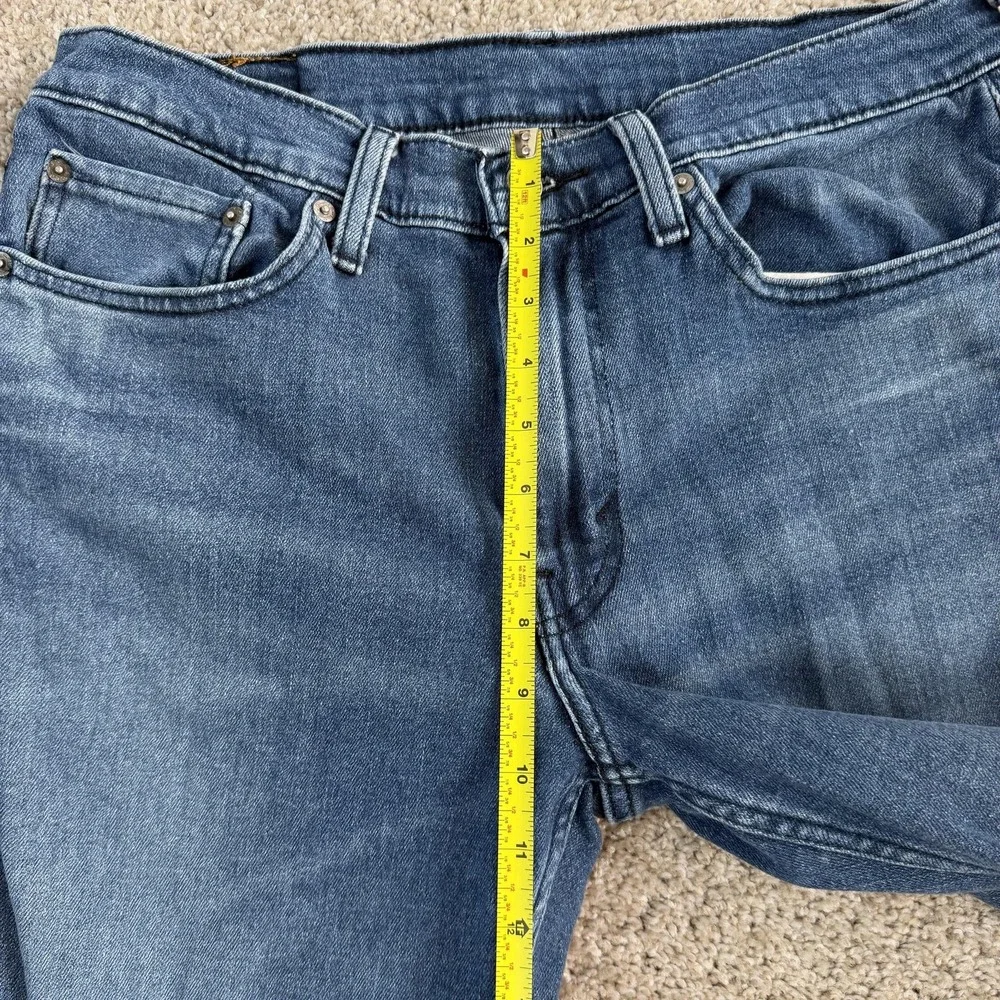Levis 514 Jeans Mens 33x30 Medium Wash Blue Denim Regular Straight Casual Pants